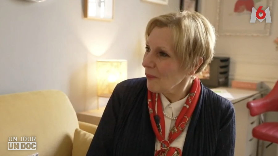 Bénédicte Merle du Bourg, psychologue à Lyon, interviewée dans Un jour, un doc sur M6